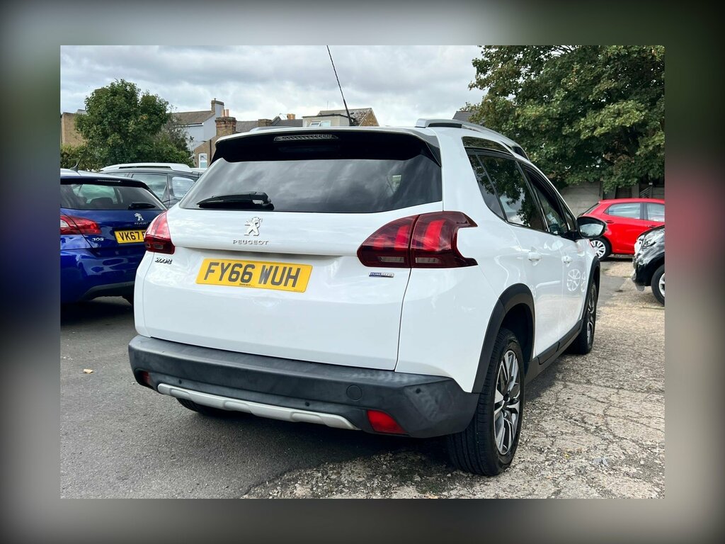 Peugeot 2008 1.2 Puretech Allure Etg Euro 6 Ss White #6