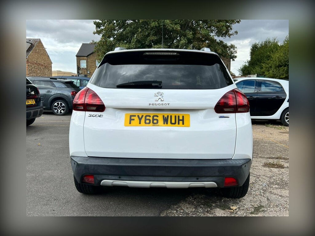 Peugeot 2008 1.2 Puretech Allure Etg Euro 6 Ss White #5