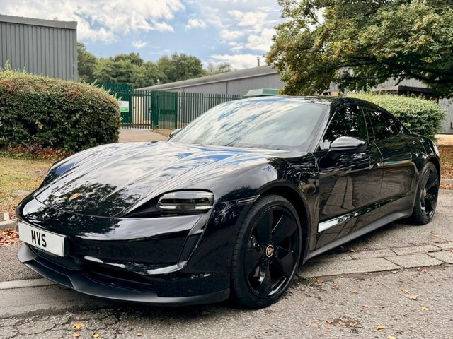 Porsche Taycan 2021 Performance Plus 93.4Kwh Saloon Black #4