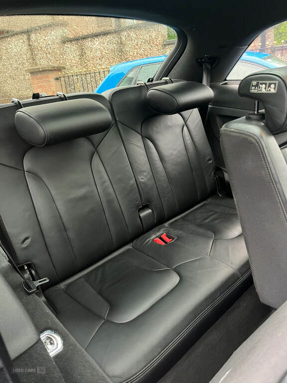 Audi Q7  Black #14