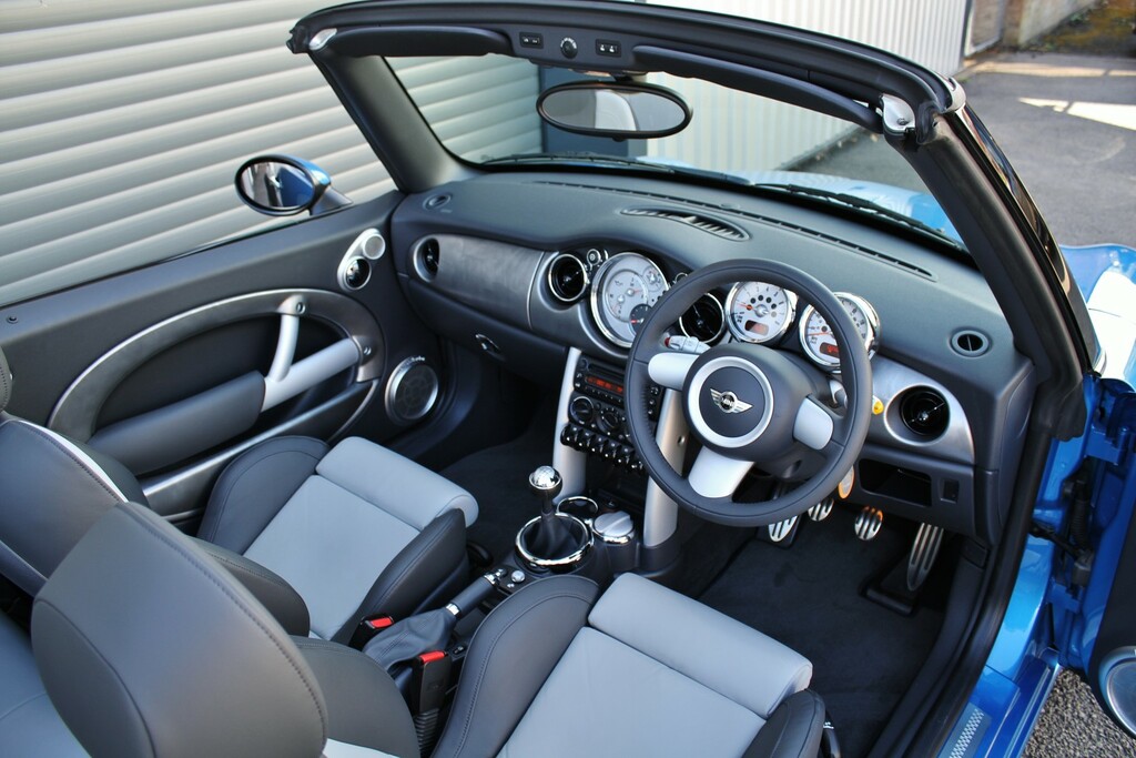 Mini Convertible Convertible 1.6 Cooper S Steptronic Euro 5 20 Silver #46