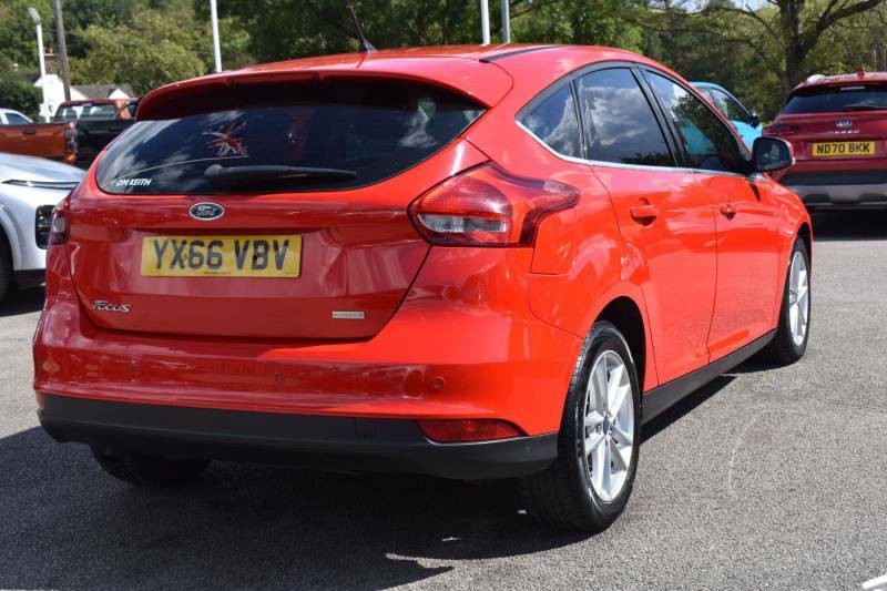 Ford Focus 1.0T Ecoboost Zetec Euro 6 Ss Red #3