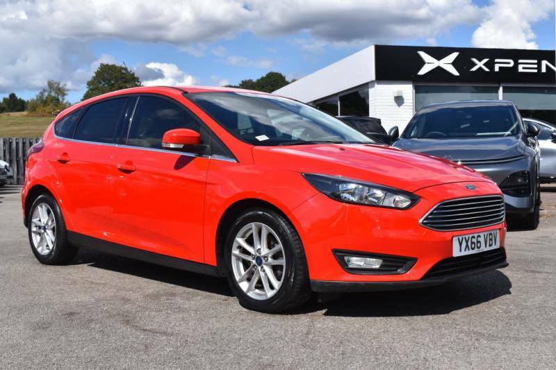 Ford Focus 1.0T Ecoboost Zetec Euro 6 Ss Red #4