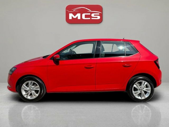Skoda Fabia Se Hatchback YE19ETO Red #3