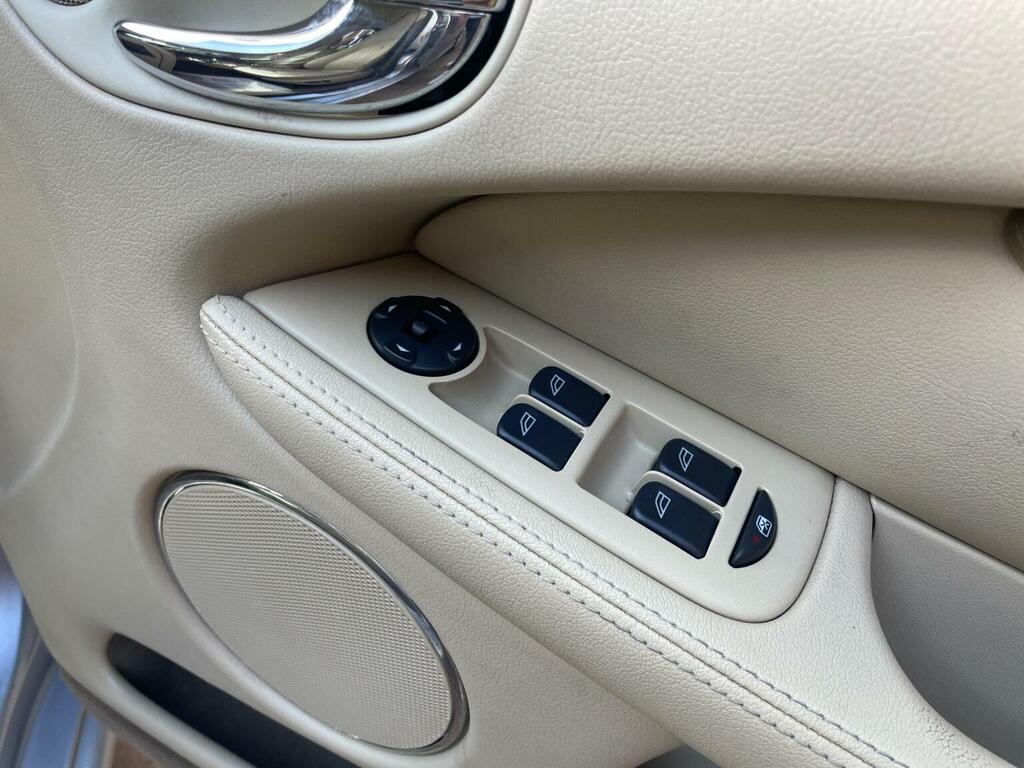 Jaguar X-Type 2.0D Se Blue #18