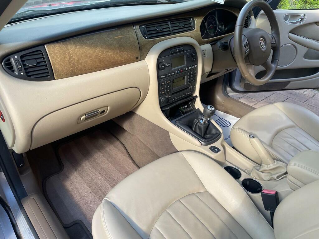 Jaguar X-Type 2.0D Se Blue #13
