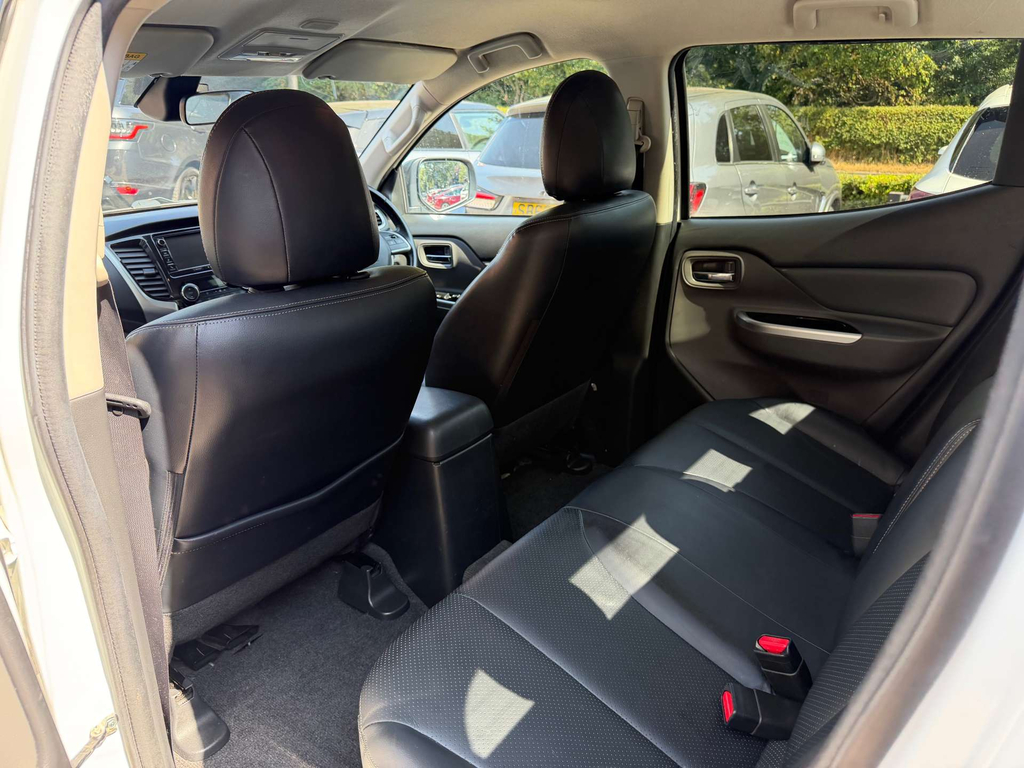 Fiat Fullback Lx Dcb White #17