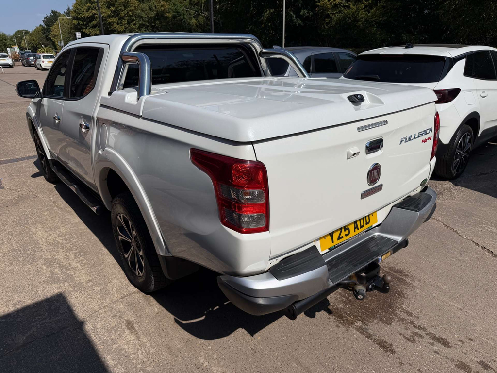 Fiat Fullback Lx Dcb White #8