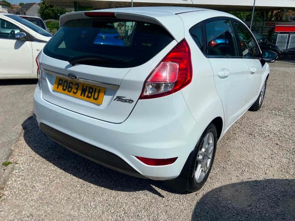 Ford Fiesta Zetec P063WBU White #2
