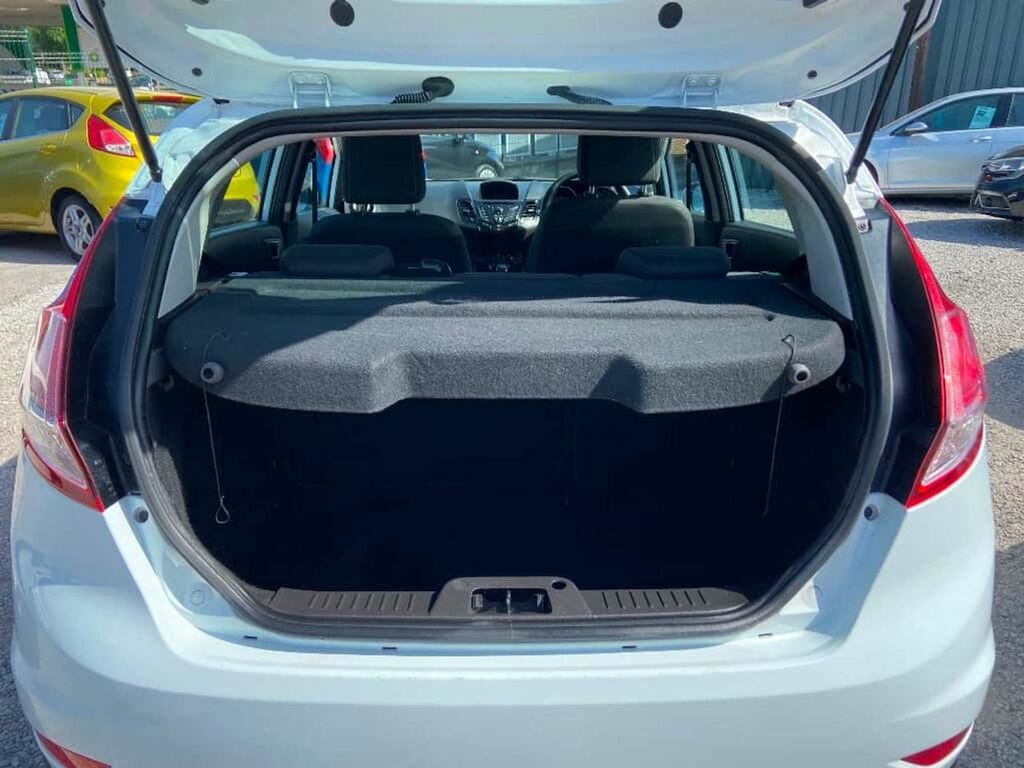 Ford Fiesta Zetec P063WBU White #5