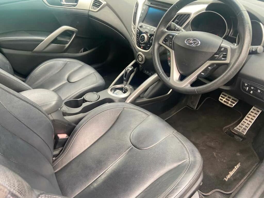 Hyundai Veloster Hatchback Silver #19