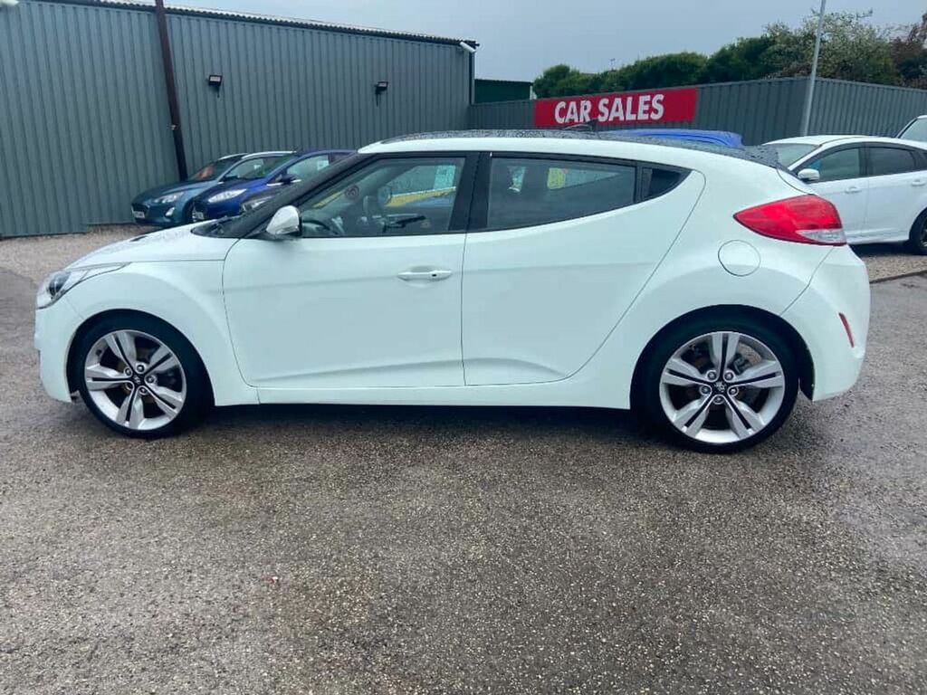 Hyundai Veloster Hatchback Silver #9