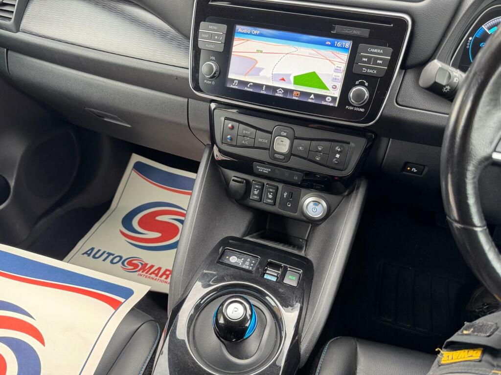 Nissan Leaf Leaf E 3.Zero Red #9