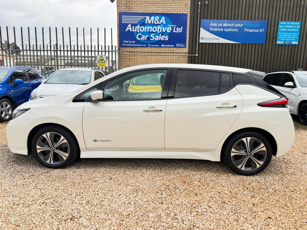 Nissan Leaf Leaf E 3.Zero Red #20