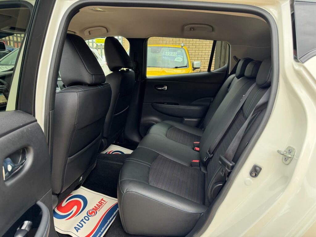 Nissan Leaf Leaf E 3.Zero Red #16