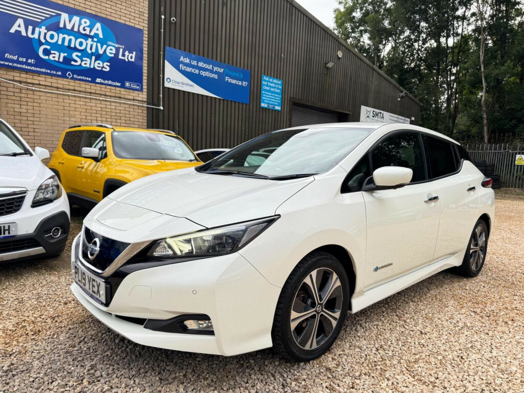 Nissan Leaf Leaf E 3.Zero Red #19