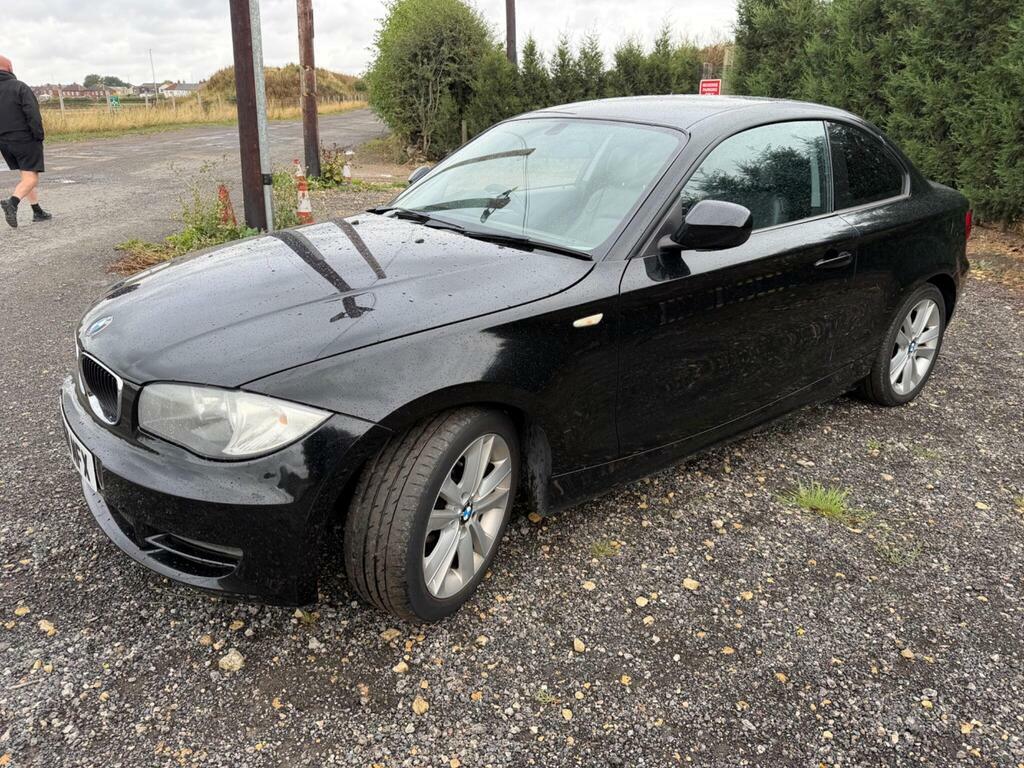 BMW 1 Series 2.0 118D Se Euro 5 Black #3