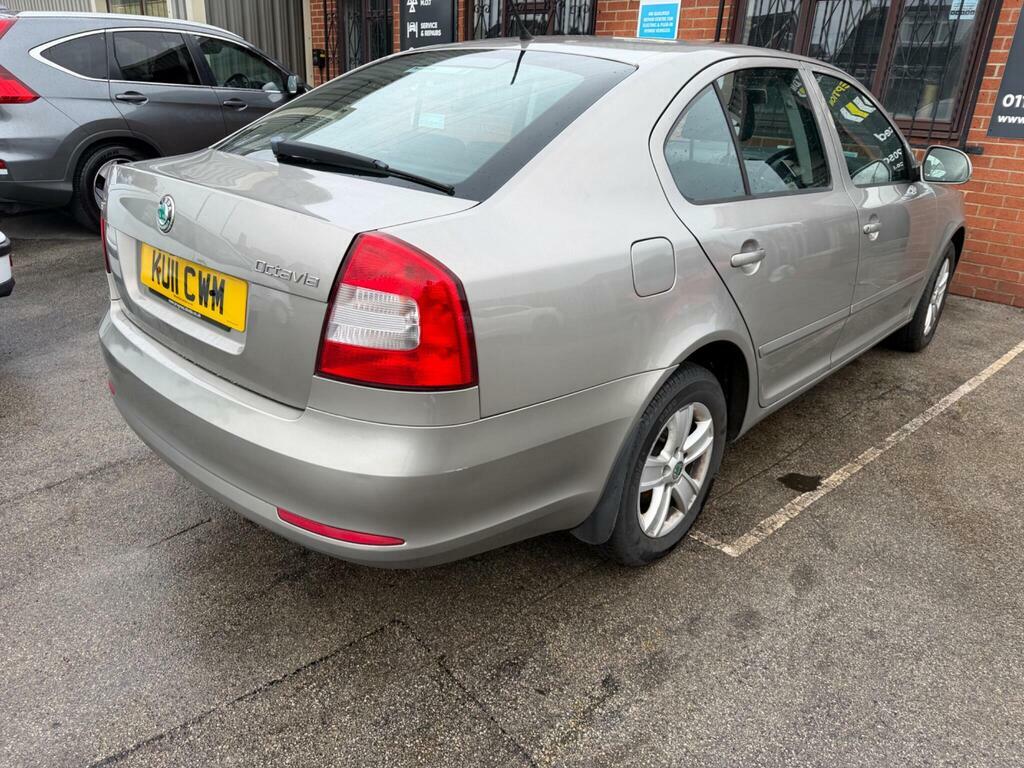 Skoda Octavia 1.4 Tsi Se Euro 5 Beige #4