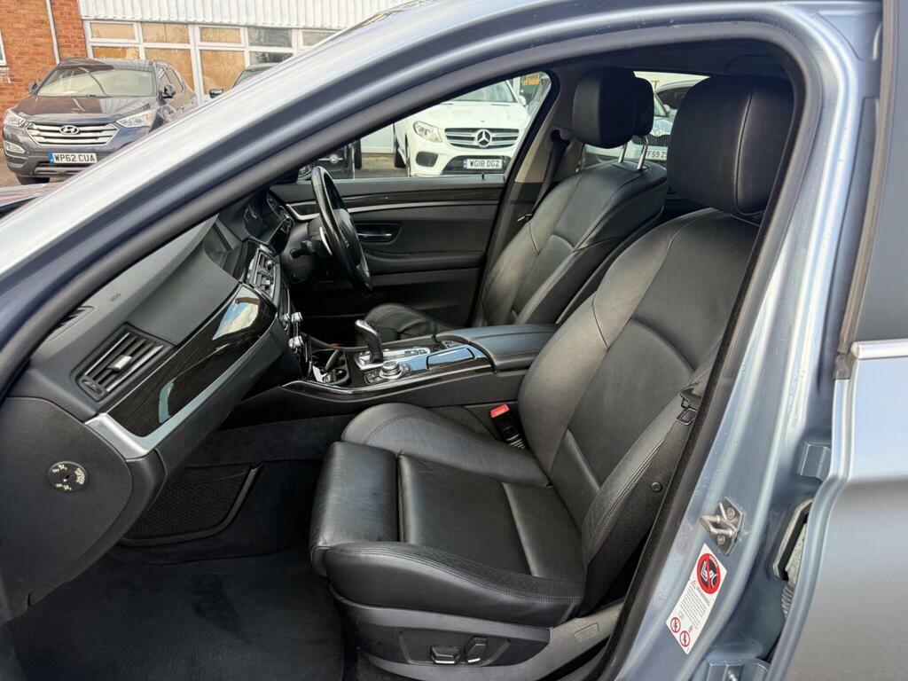 BMW 5 Series 530D M Sport Blue #10
