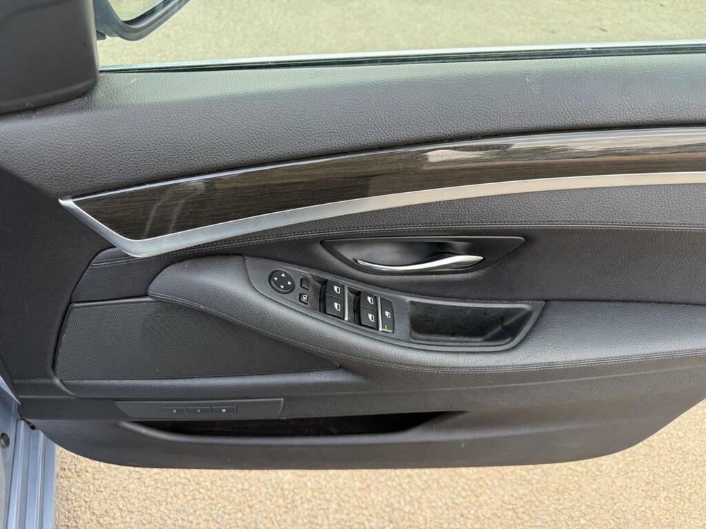 BMW 5 Series 530D M Sport Blue #41