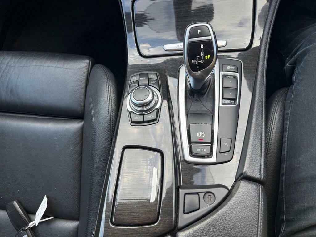 BMW 5 Series 530D M Sport Blue #33