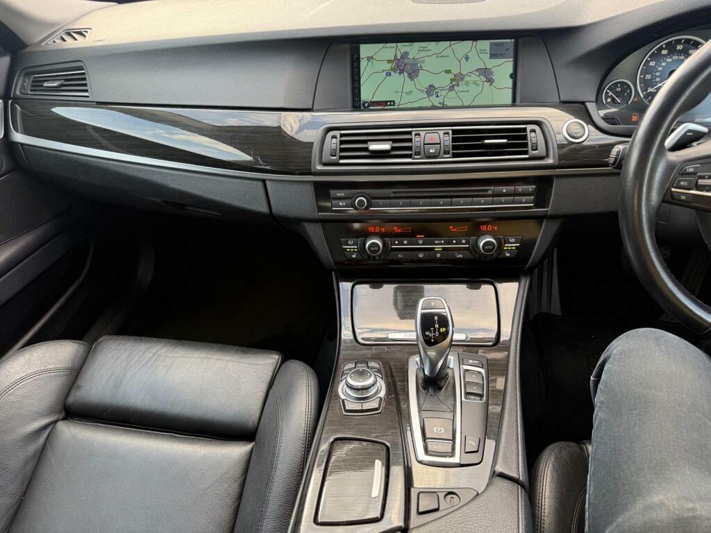 BMW 5 Series 530D M Sport Blue #31