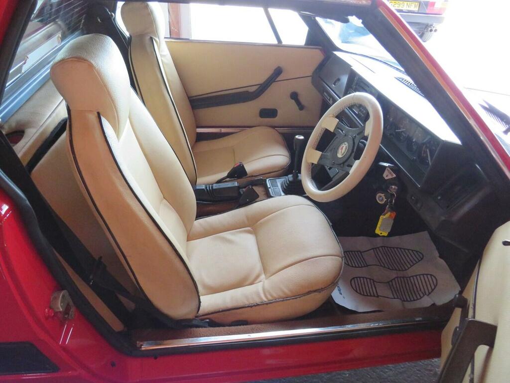 Fiat X19 1500 Sports Red #6
