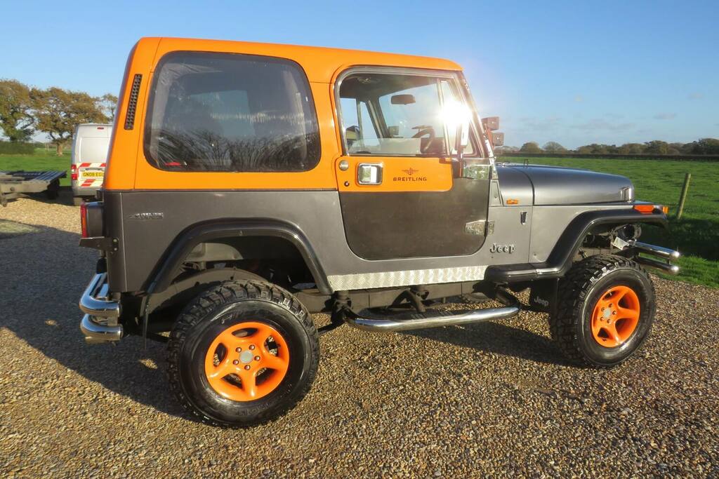 Jeep Wrangler 4.0 Sahara 181 Bhp Beige #28