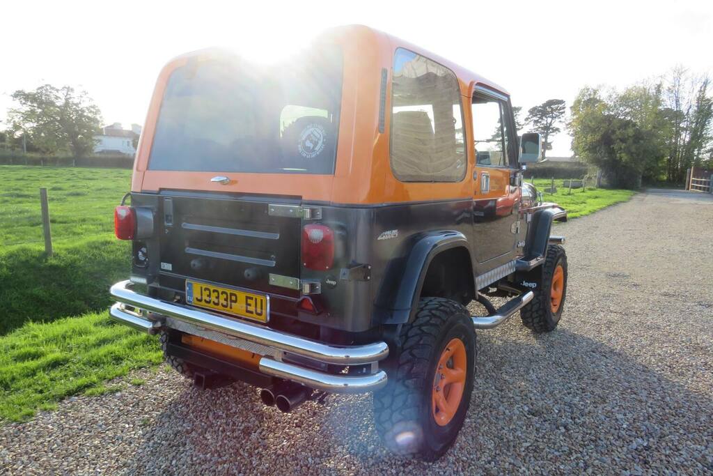 Jeep Wrangler 4.0 Sahara 181 Bhp Beige #12