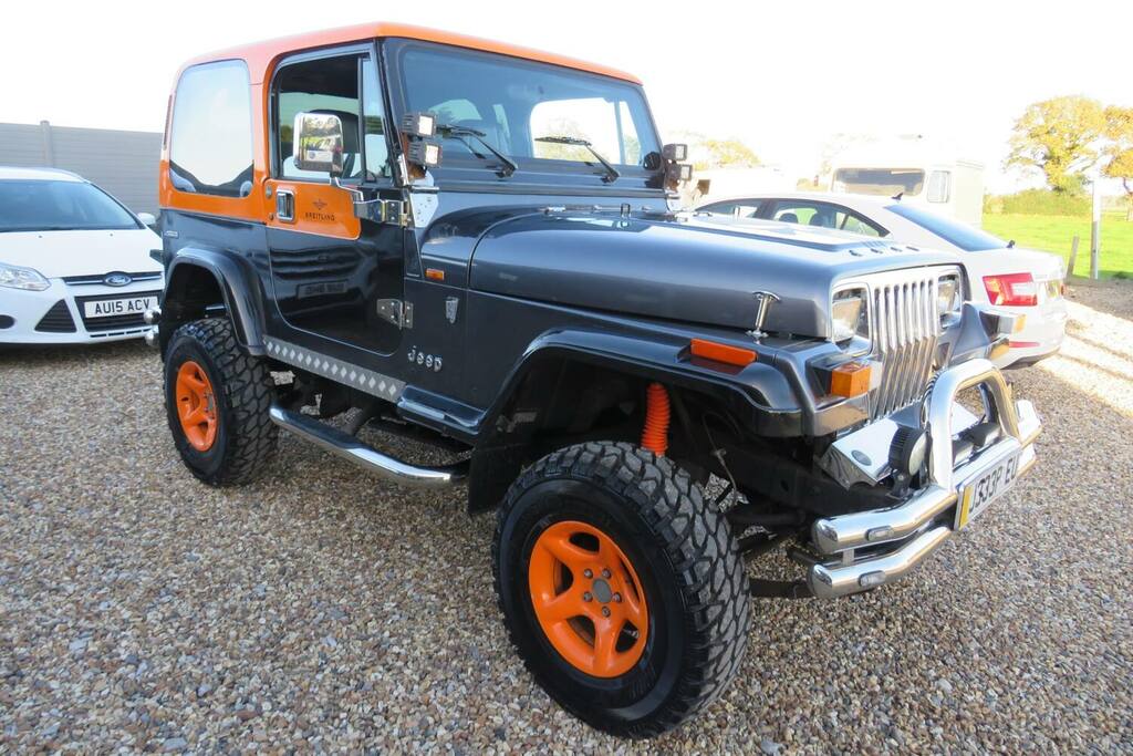 Jeep Wrangler 4.0 Sahara 181 Bhp Beige #33