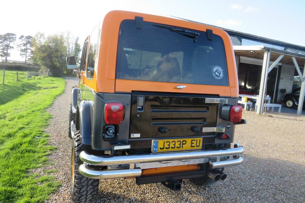 Jeep Wrangler 4.0 Sahara 181 Bhp Beige #8