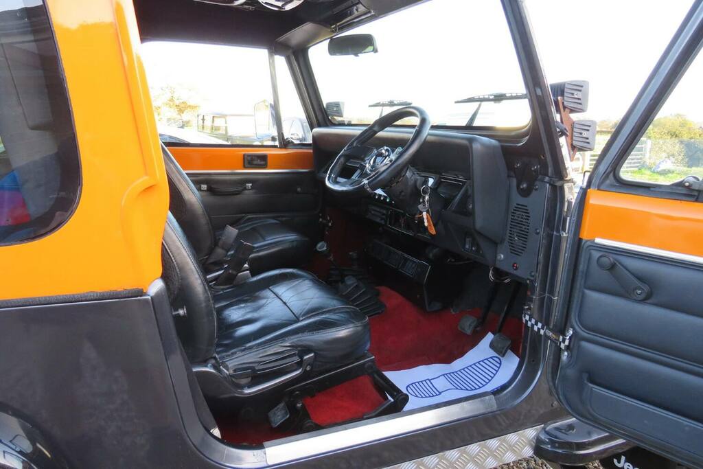 Jeep Wrangler 4.0 Sahara 181 Bhp Beige #43