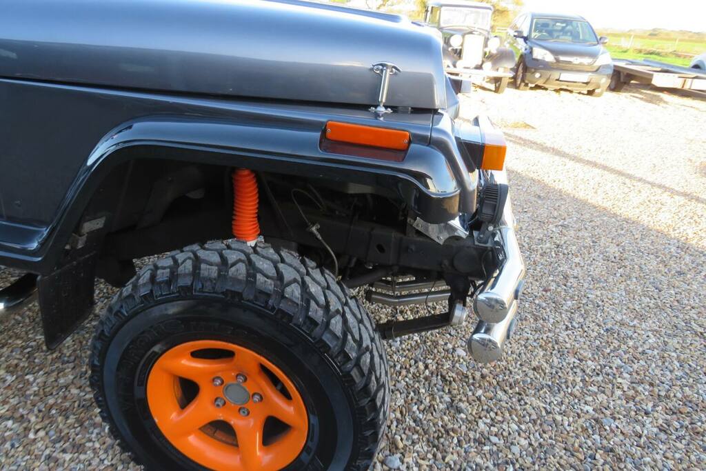 Jeep Wrangler 4.0 Sahara 181 Bhp Beige #41