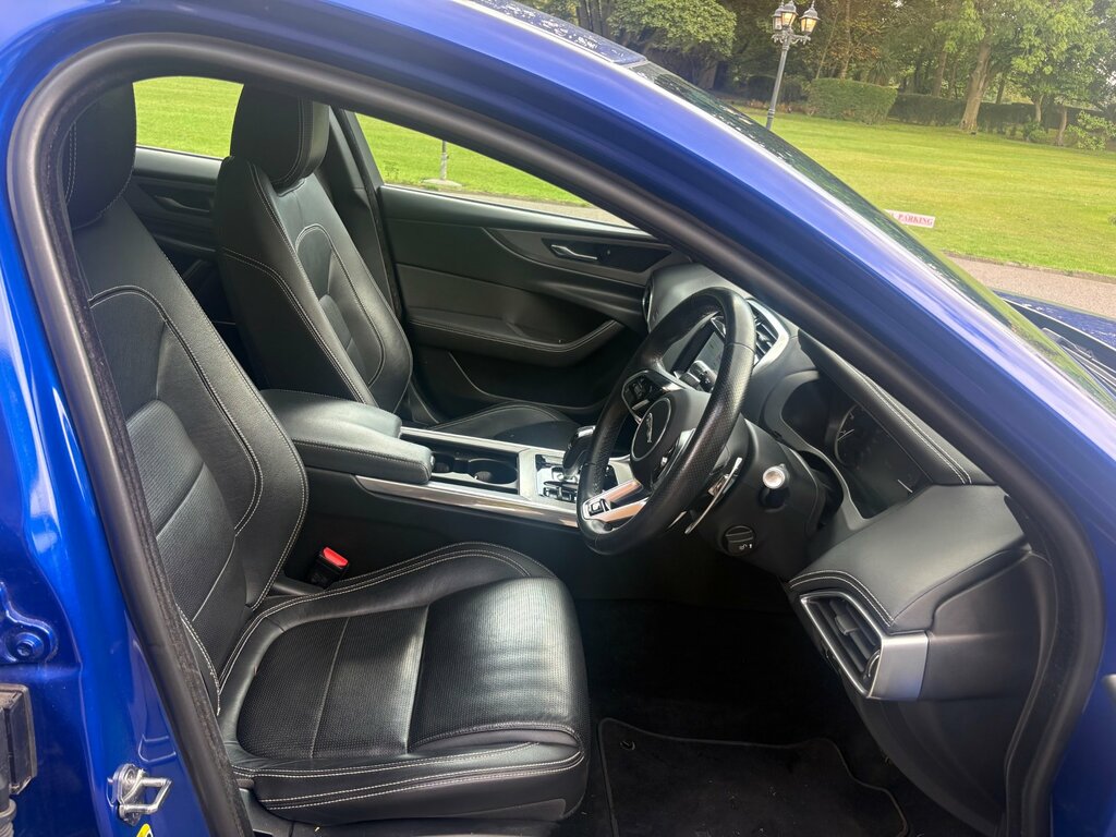 Jaguar XE 2.0 D180 R-dynamic S Saloon Euro 6 Blue #6