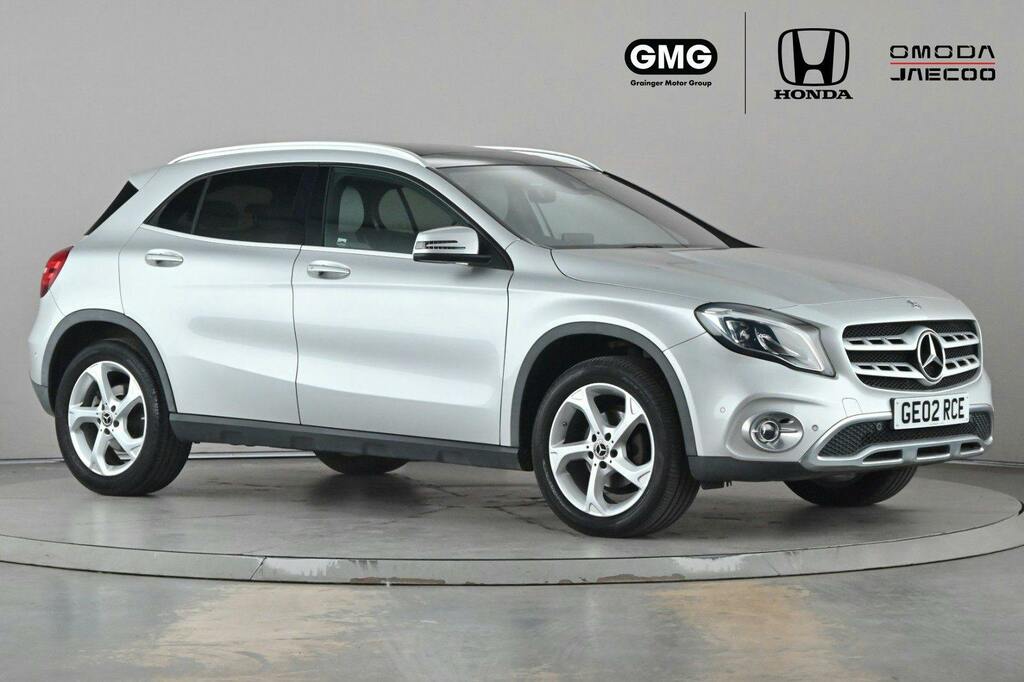 Mercedes-Benz GLA Class 2.1 Gla200d Sport Premium Plus Suv 7G Silver