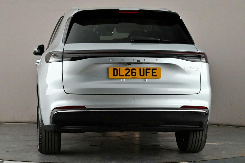 Geely Starray 1.5 Em I 18.4Kwh Max Suv Plug In Hybrid Silver #5
