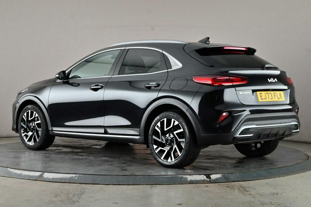 Kia Xceed 1.5 T Gdi 3 Suv Ss Black #4