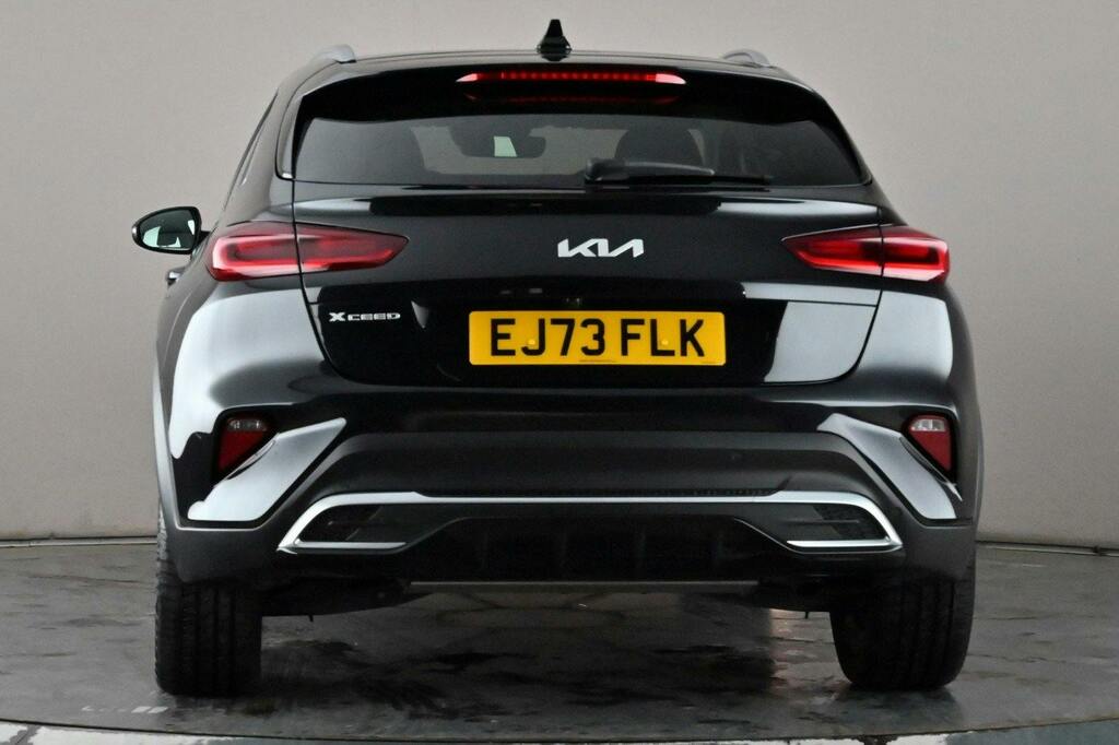 Kia Xceed 1.5 T Gdi 3 Suv Ss Black #5