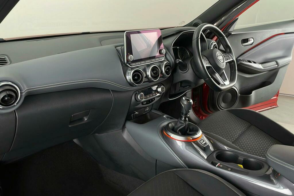 Nissan Juke Hatchback  #21