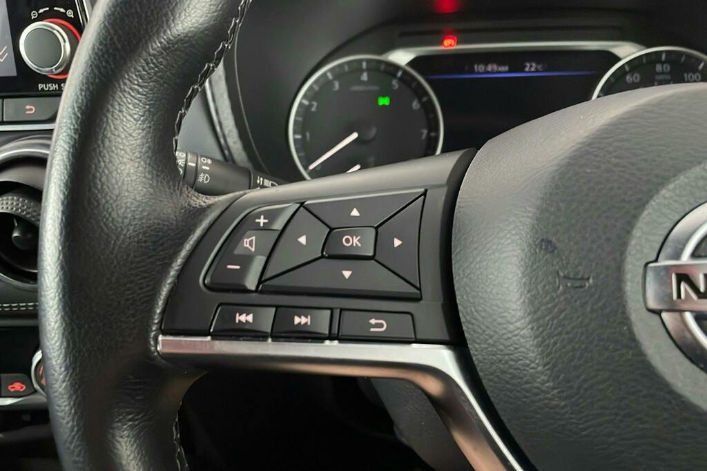 Nissan Juke Hatchback  #14