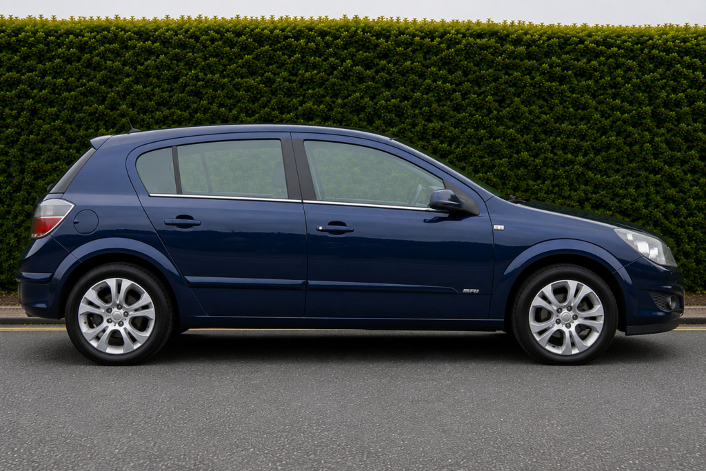 Vauxhall Astra Unknown Black #8