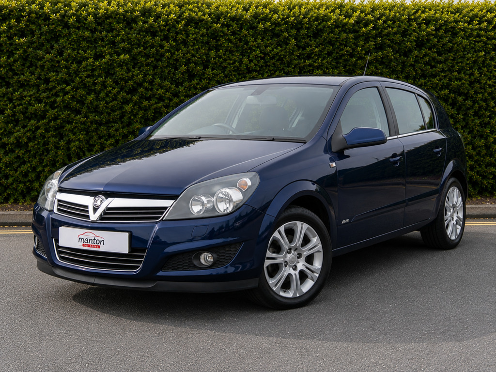 Vauxhall Astra Hatchback 22K Blue #3