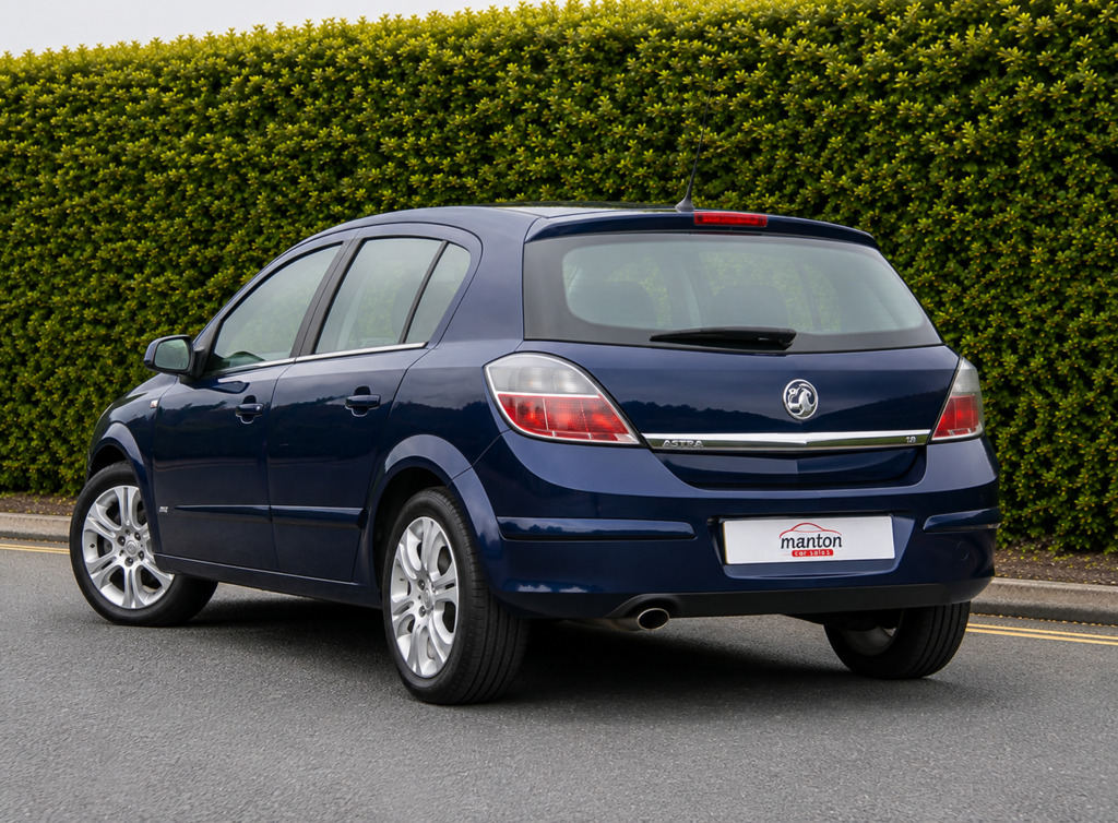 Vauxhall Astra Hatchback 22K Blue #5