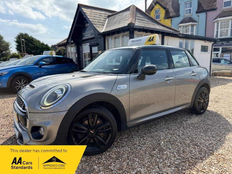 Mini Hatch 2.0 Cooper S Sport Silver