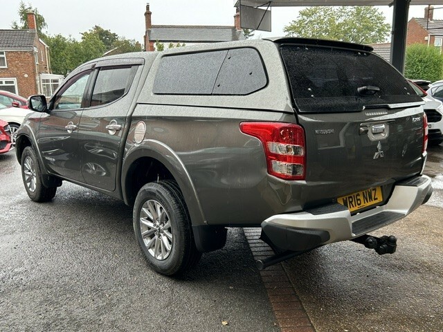 Mitsubishi L200 2.4 Di-d Dc Barbarian 4Wd Euro 5 Red #10