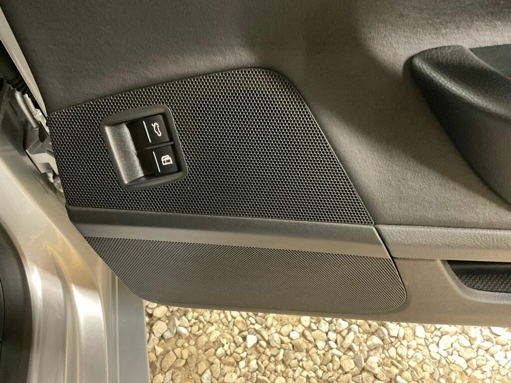 Volkswagen CC #10