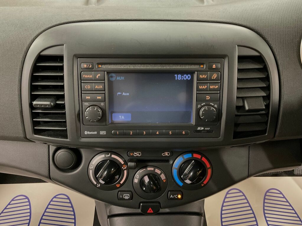 Nissan Micra N-tec.. Services  #34