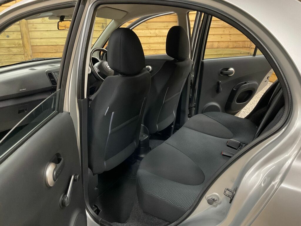 Nissan Micra N-tec.. Services  #22