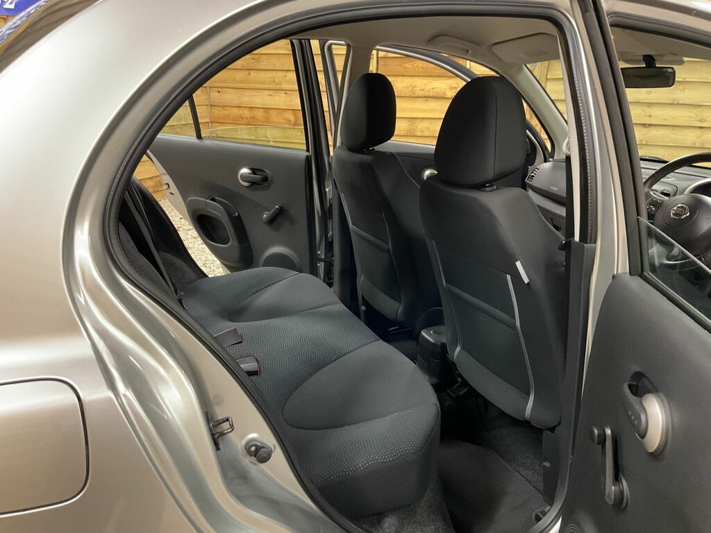 Nissan Micra N-tec.. Services  #16