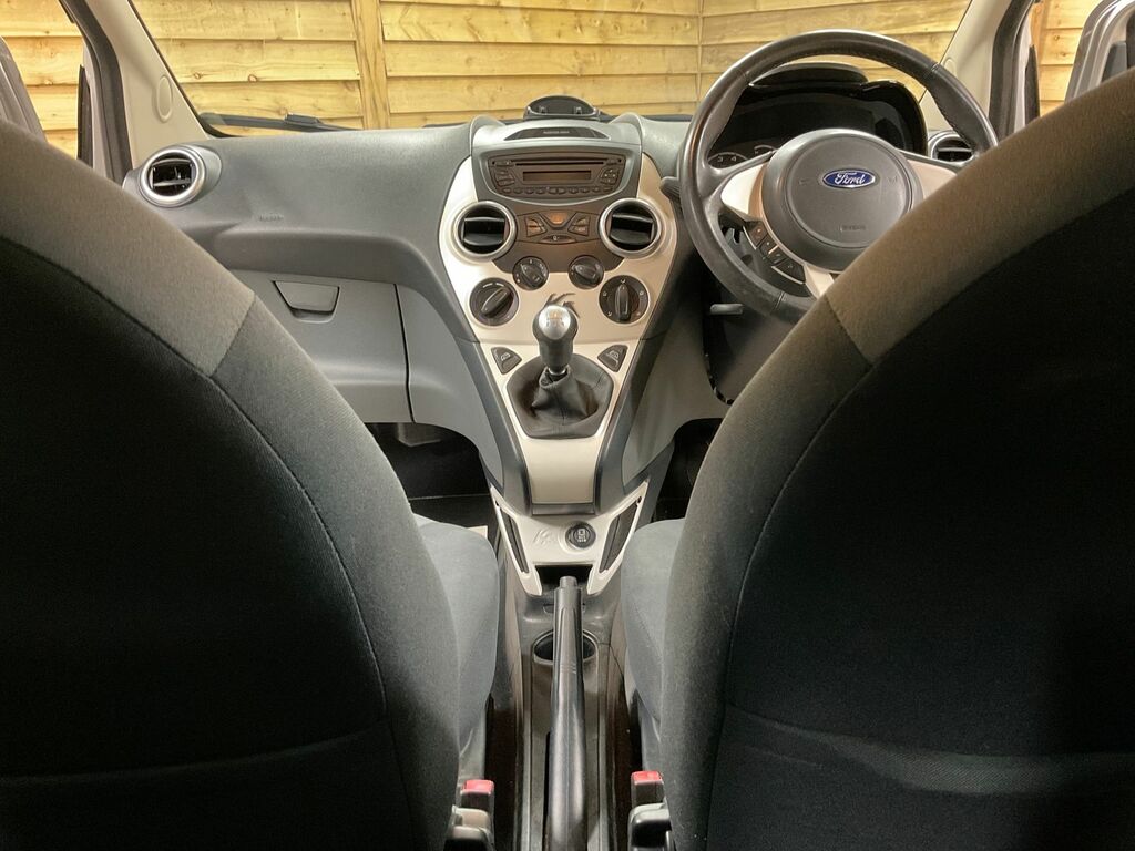 Ford KA Hatchback Silver #24